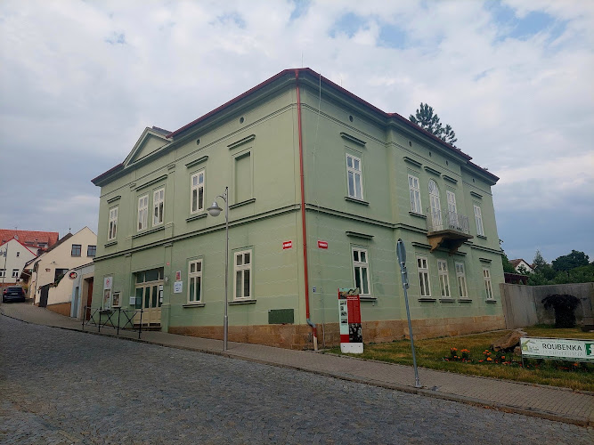 Logo 1. Mateřská Škola Rakovník