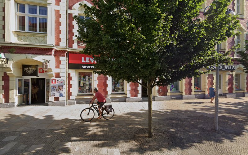 Logo Angloworld - Výuka, Překlady A Tlumočení