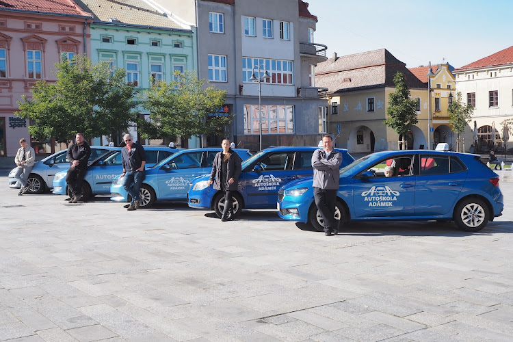 Logo Autoškola Adámek