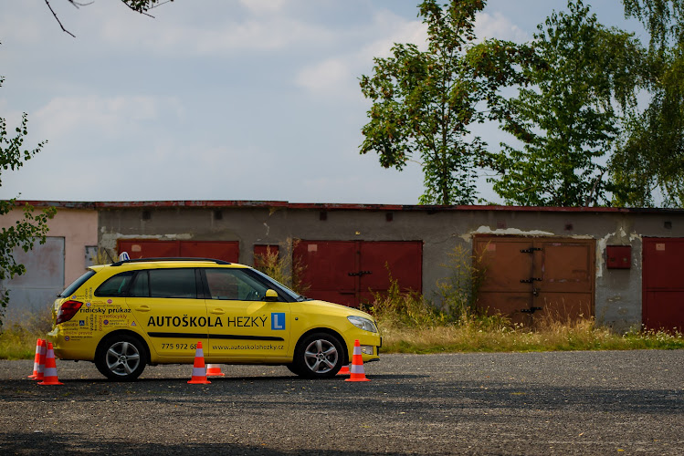 Logo Autoškola Hezký