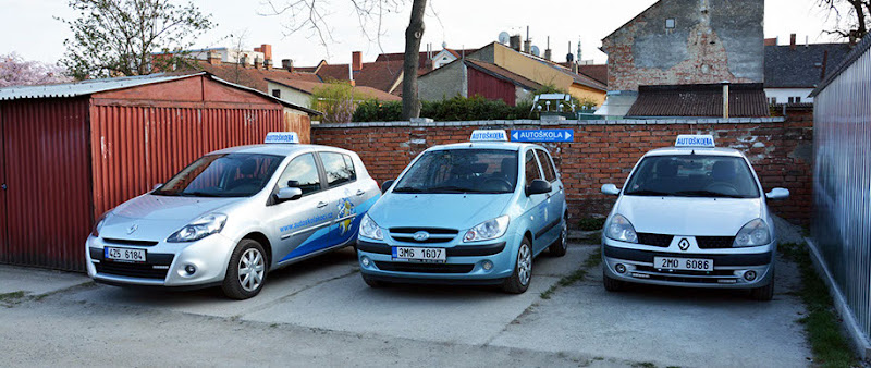 Logo Autoškola Kočí A Akreditované Školící Středisko Řidičů