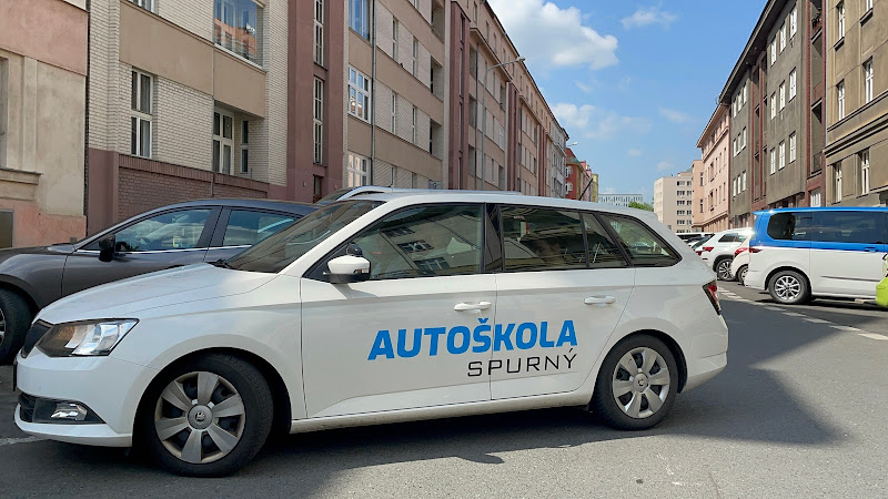 Logo Autoškola Orion, Rodinná Autoškola Spurný