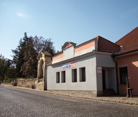 Logo Autoškola Trio - Brandýs Nad Labem