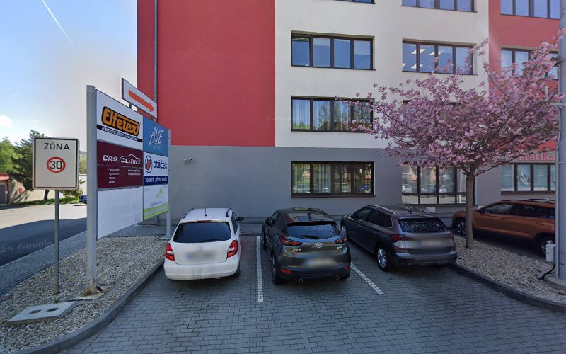 Logo Dance Studio Wanted