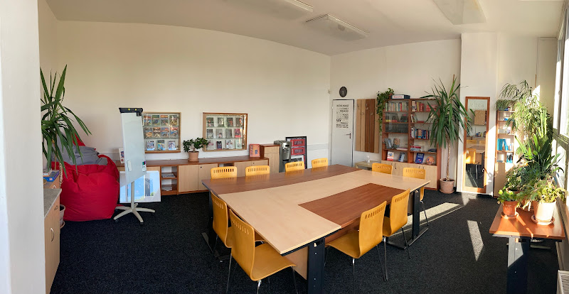 Logo Eltea Life S.r.o.