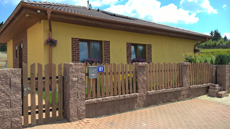 Logo Eva Tomášková