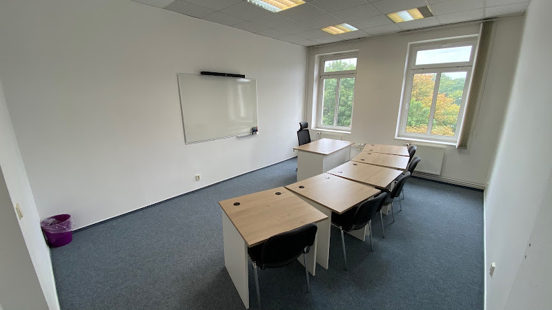 Logo Jazyková Škola Expecto