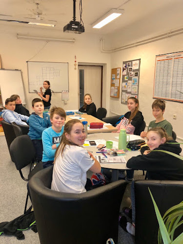 Logo Jazyková Škola Jihlava - Albion, S. R. O.