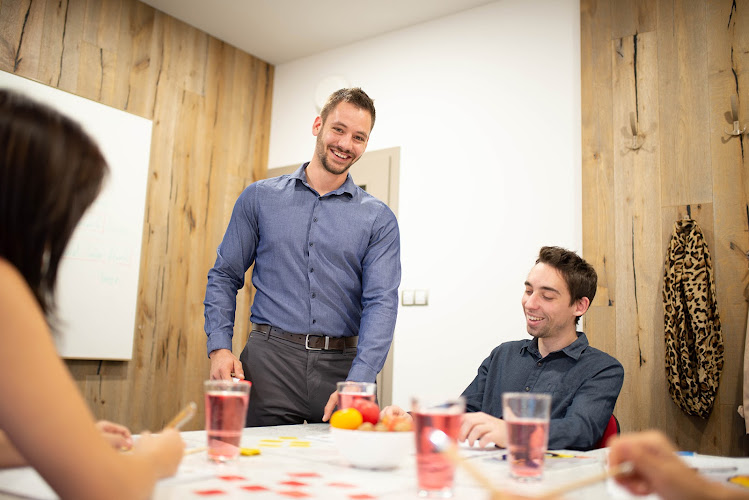 Logo Jazyková Škola Ovečka S.r.o.