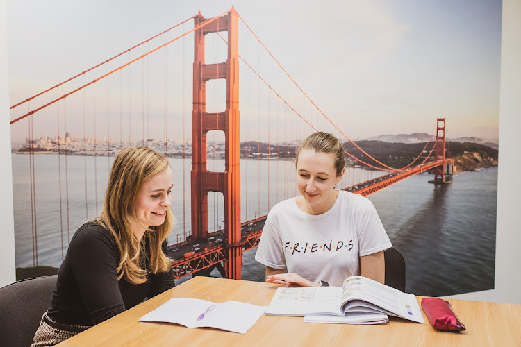 Logo Lingua Centrum Jazyková Škola