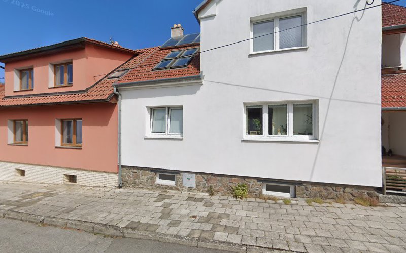 Logo Mgr. Rita Škvařilová