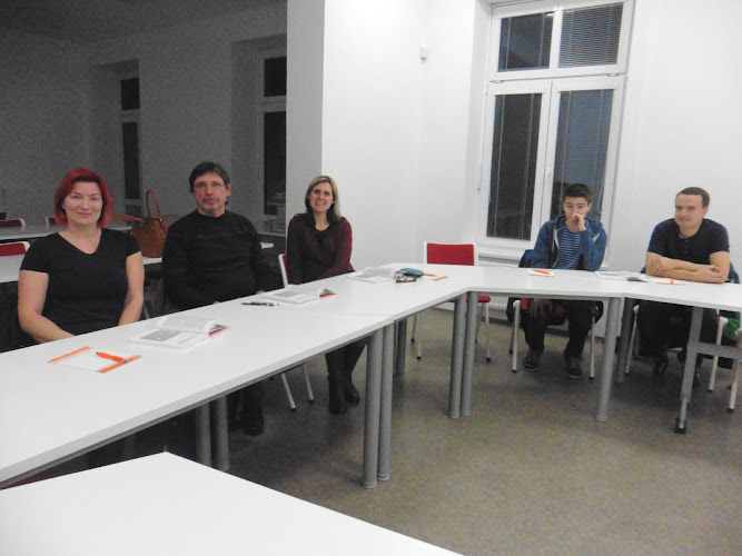 Logo Orange Academy Plus, S.r.o.