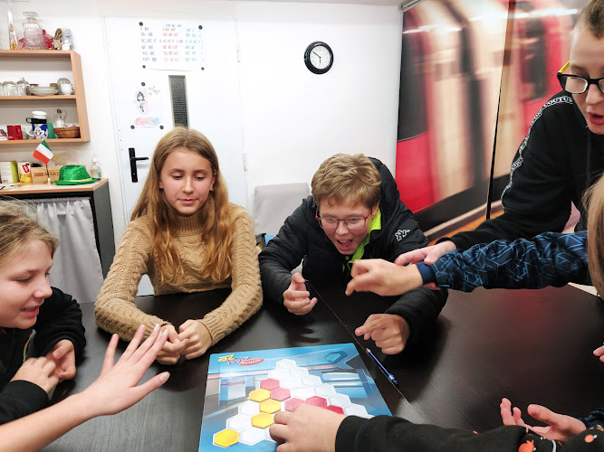 Logo Studium Anglictiny Břeclav