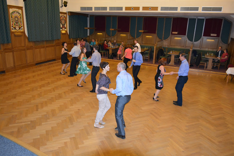 Logo Taneční Kurzy Do-Tanečních