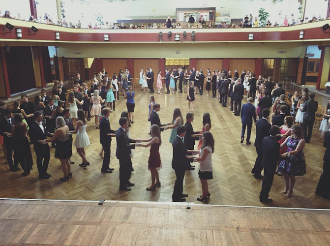 Logo Taneční Škola Bonstep – M. A M. Němečkovi