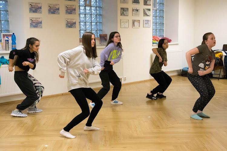 Logo Taneční Škola Just Dance