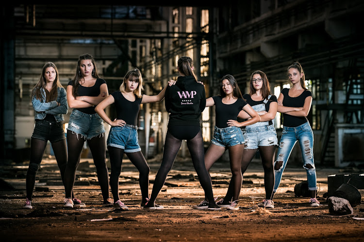 Logo Vamp Dance Studio