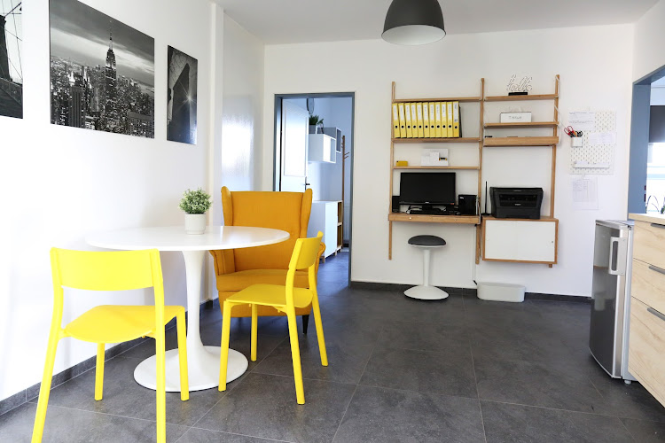 Logo Yellow School S.r.o.